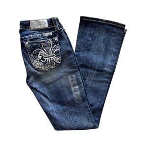 NWT Miss Me Slim Fit Mid-rise Fleur De Lis Bootcut Jeans Size 28